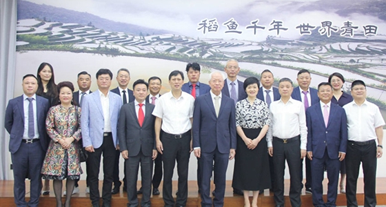 Cai wenxian, Presidente de la Cámara General de comercio de China en portugal, dirigió una delegación de líderes chinos de ultramar en Portugal para visitar China · ante Group
